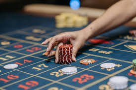 Bangladesh mobile users exploring 99xo live casino tables in a clean interface